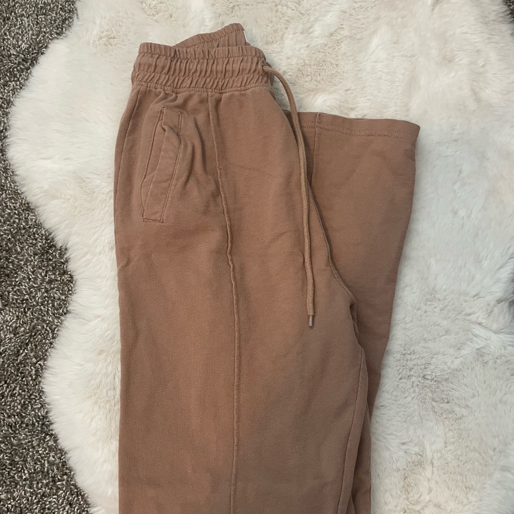 GLASSONS FLARE SWEATPANTS